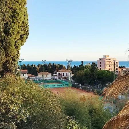 Casa Corallo Vicino Alle Spiagge 아파트 산레모