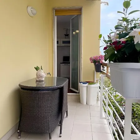 Casa Corallo Vicino Alle Spiagge * Санремо